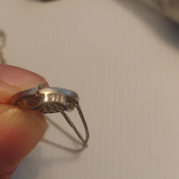 925 Stamped Sterling Silver And 925 CZ Disc Pendant Necklace Total Length 18" - Picture 7 of 7